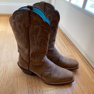 Ariat 7.5 Cowboy Boots Women’s